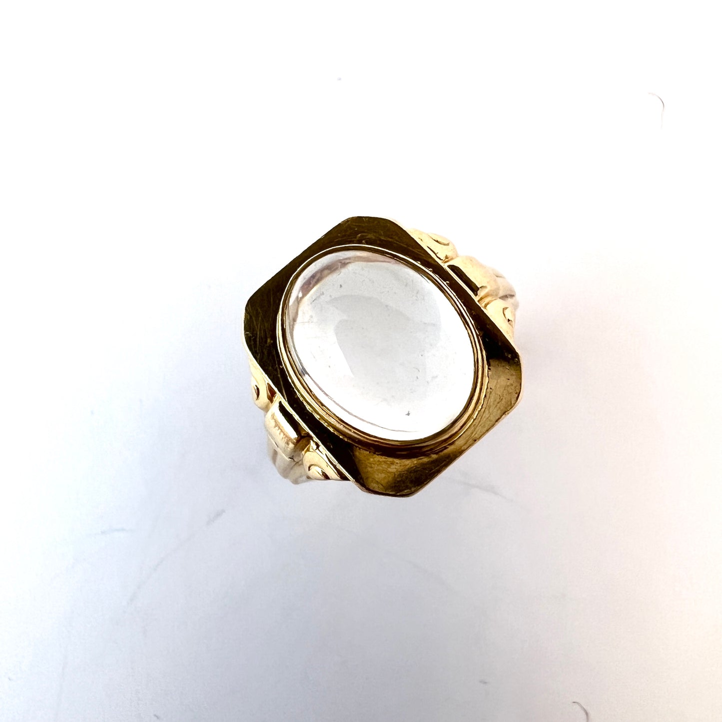 Ceson, Sweden 1955. Vintage Mid-century Modern. 18k Gold Moonstone Ring.