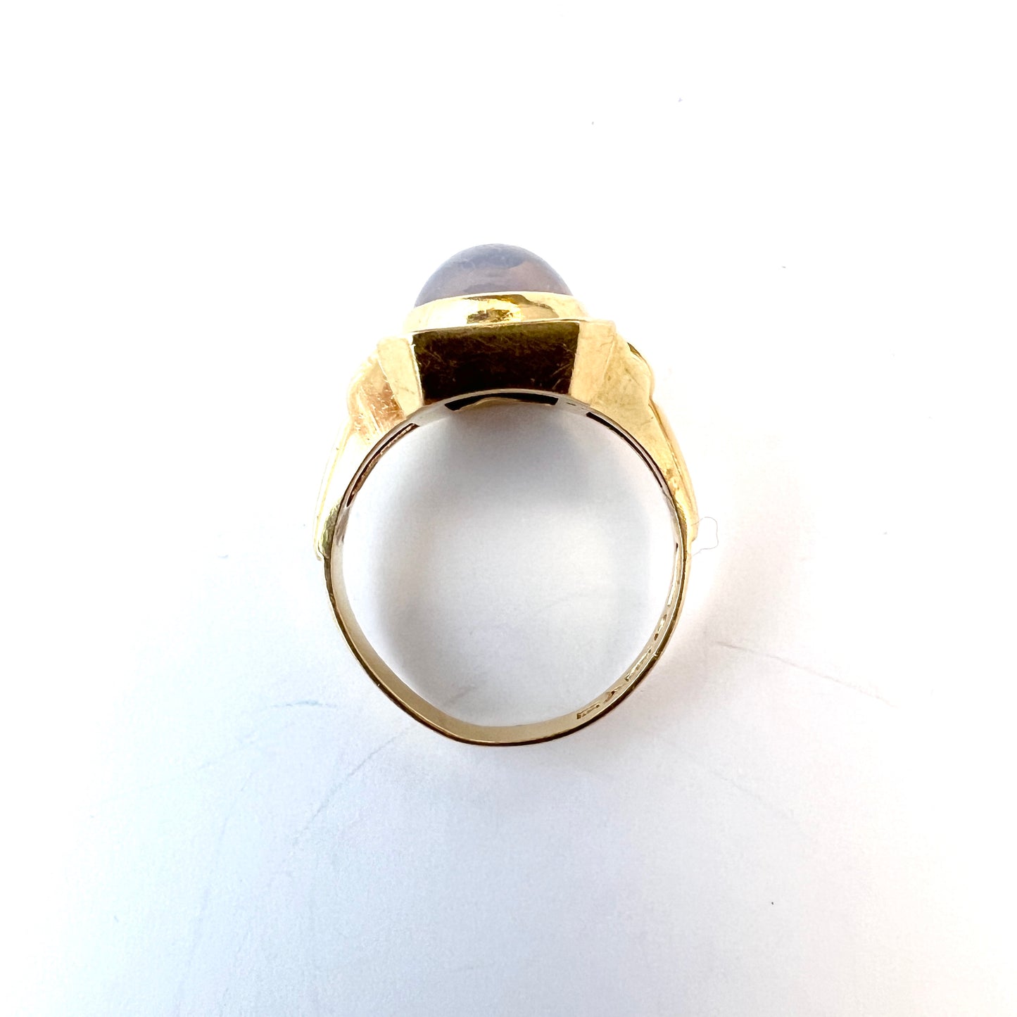 Ceson, Sweden 1955. Vintage Mid-century Modern. 18k Gold Moonstone Ring.