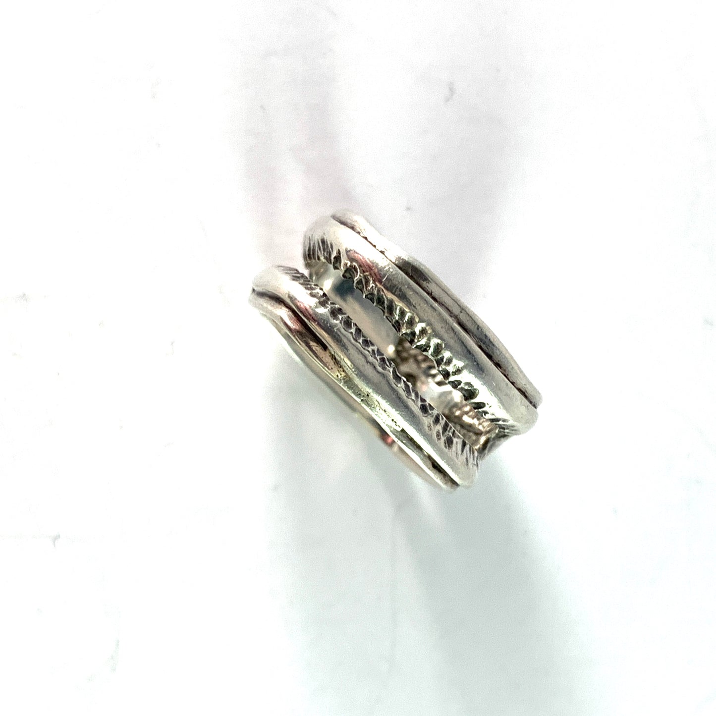 Claes E Giertta, Stockholm, Sweden 1960s. Sterling Silver Ring. Signed.