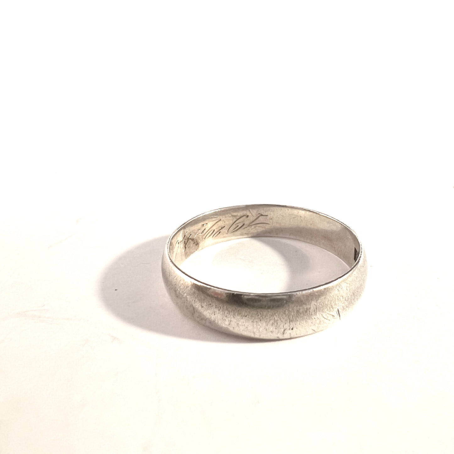 J Zackrisson, Sweden year 1940. War-Time Solid Silver Men's Wedding Band.