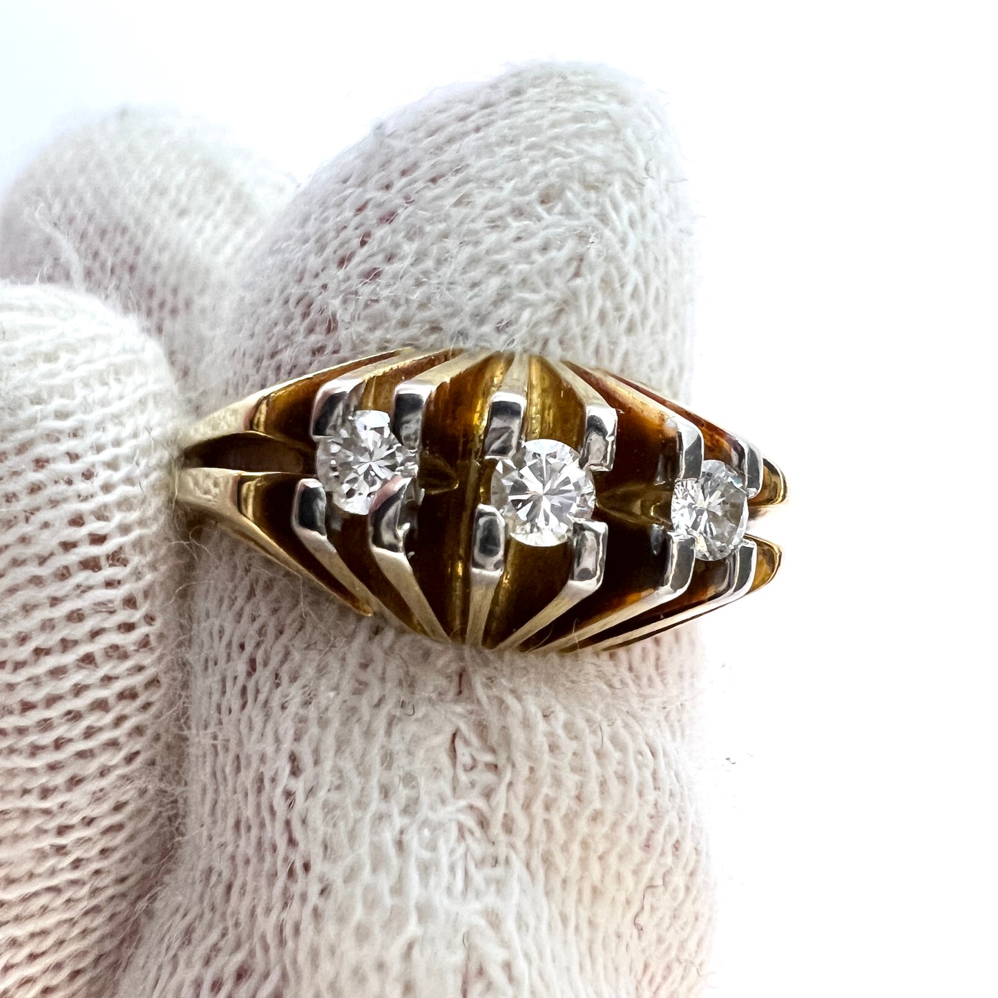 Denmark 1940-50s. Vintage 14k Gold Diamond Ring.