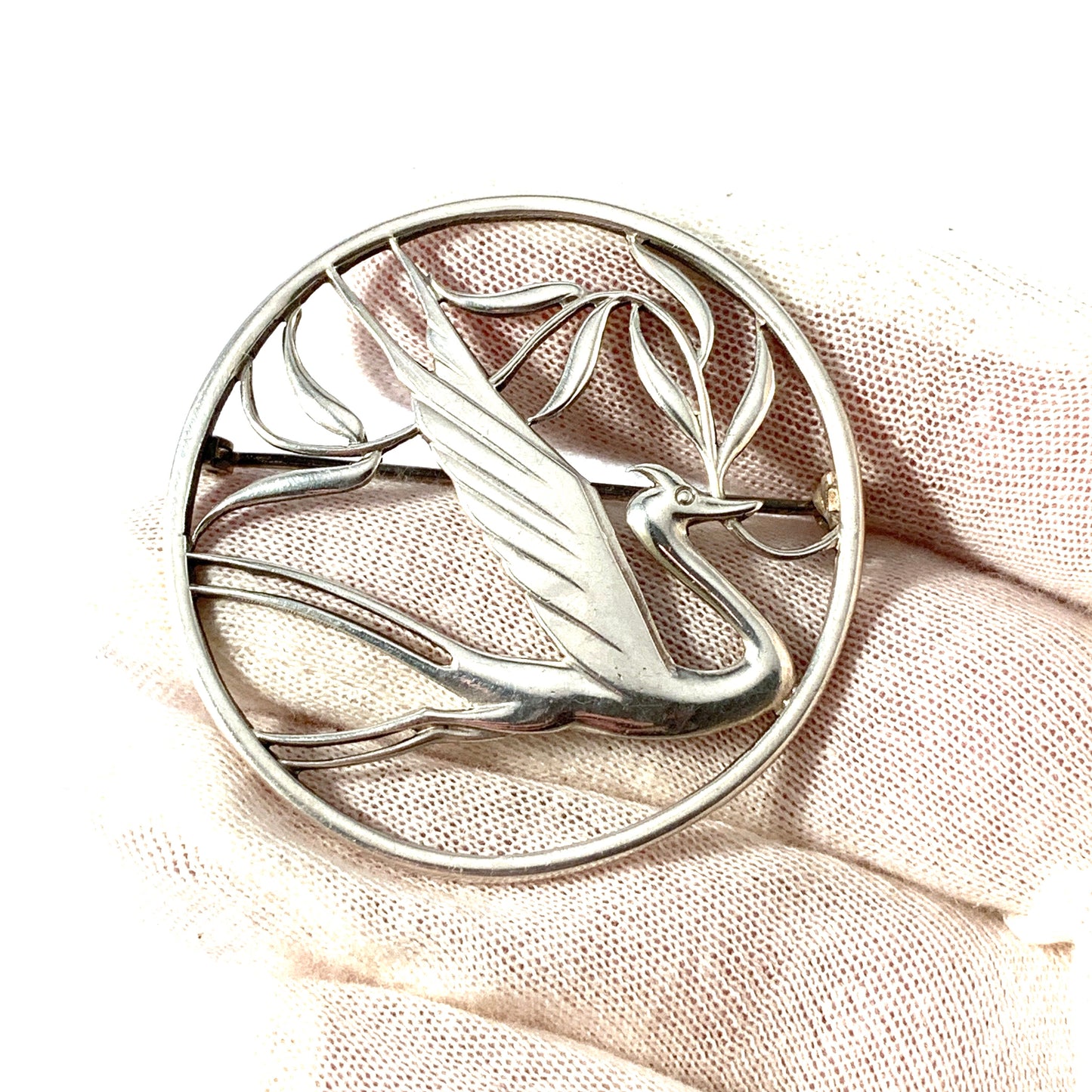 G Dahlgren, Sweden 1947. Large Vintage Mid Century Sterling Silver Bird Brooch.