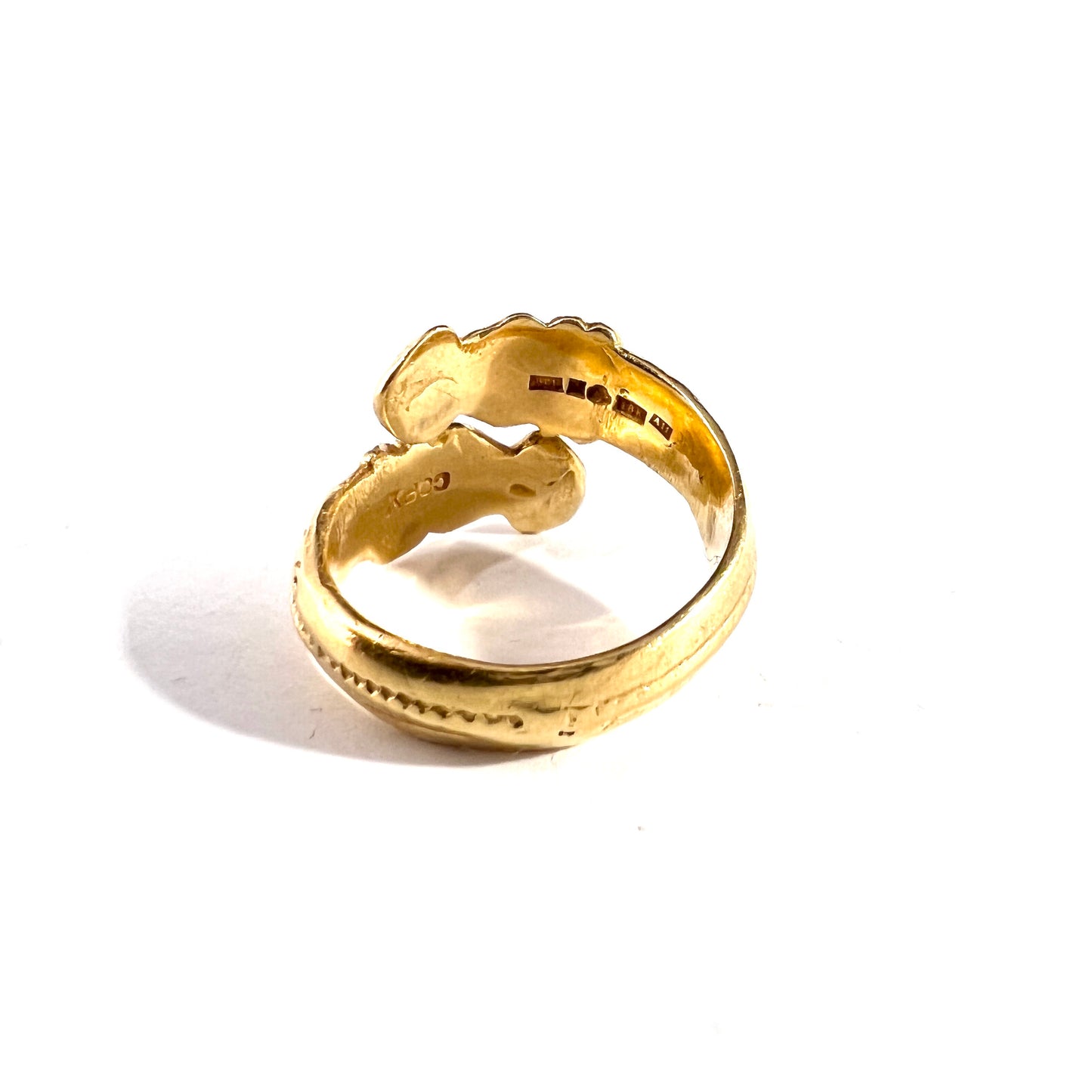 Bengt Hallberg, Sweden. Vintage 18k Gold Viking Copy Ring.