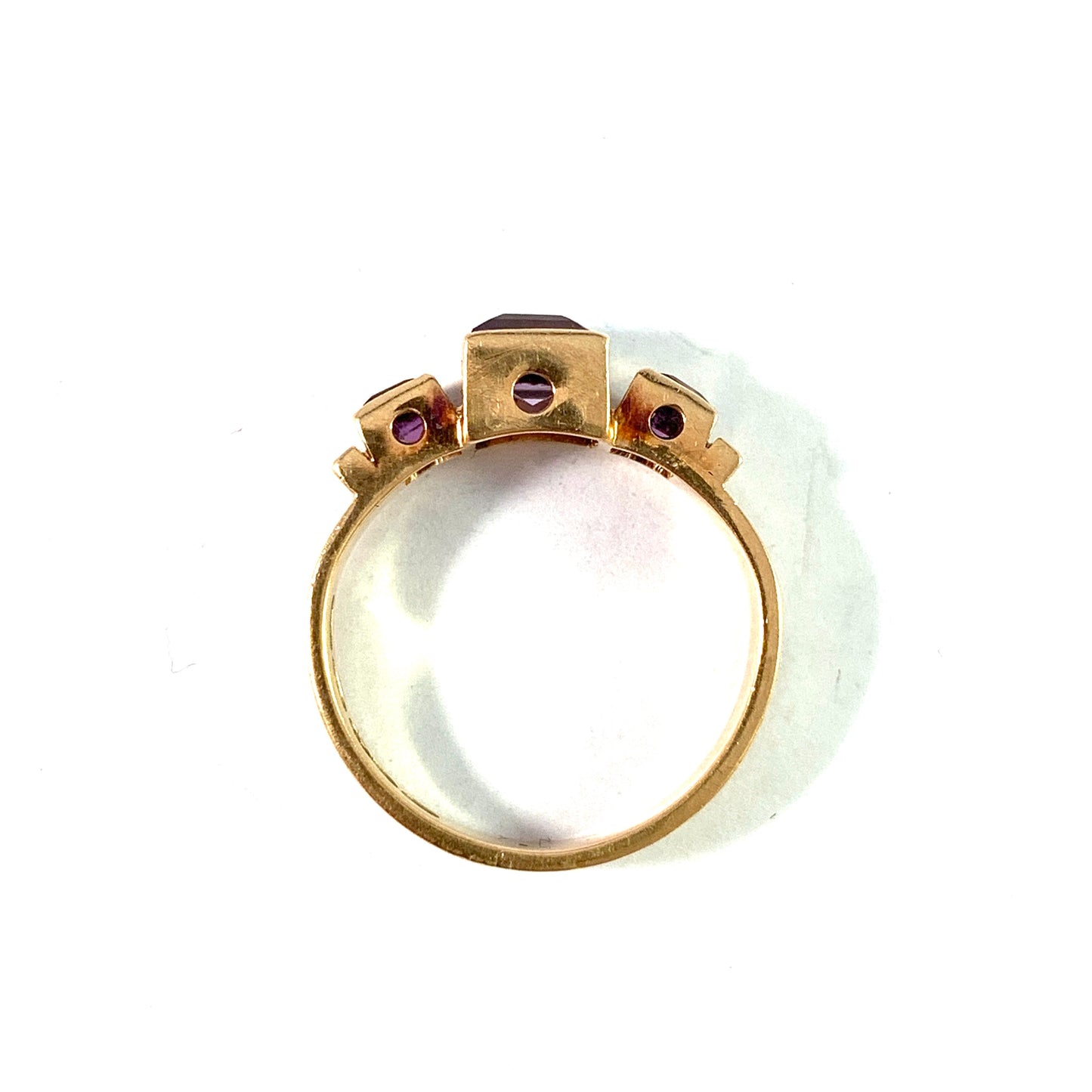 N Westerback, Finland year 1962. Vintage 14k Gold Amethyst Ring.