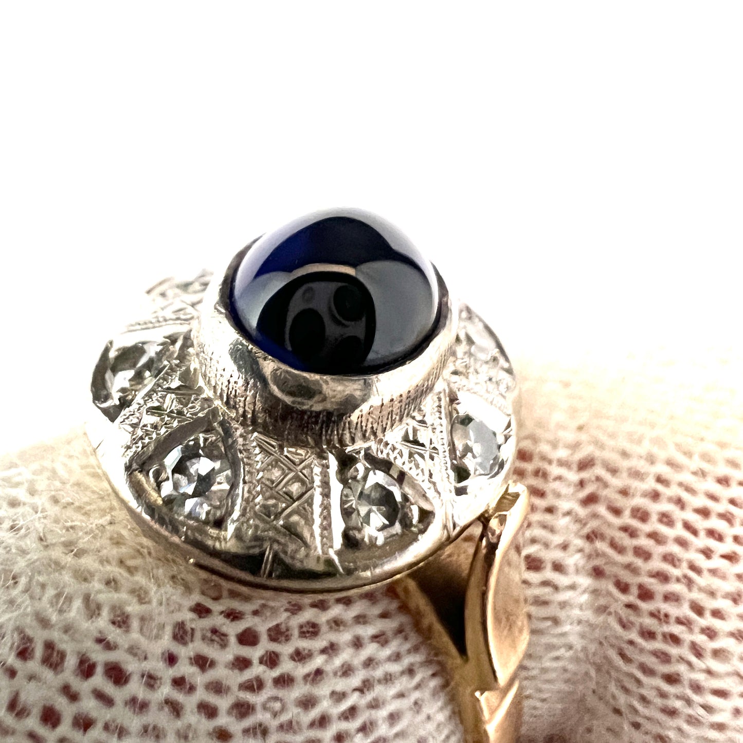 Vintage c 1950s. Mid-century 12k Gold Diamond Sapphire Ring.
