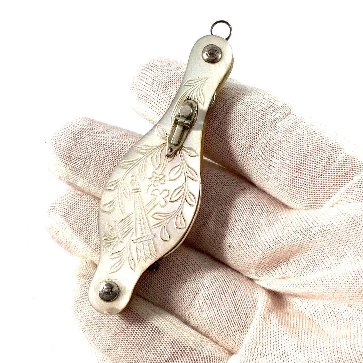 Antique c year 1900. Mother of Pearl Metal Lorgnette Glasses Pendant.