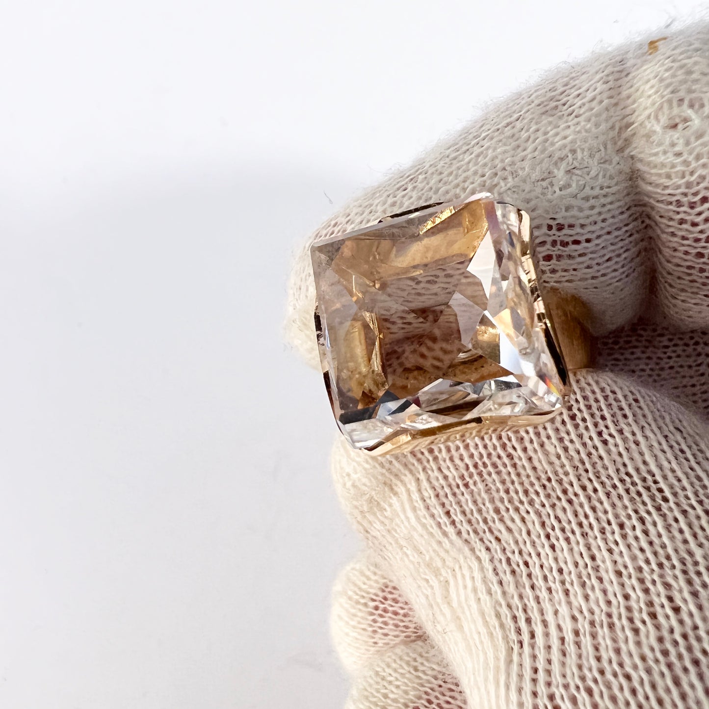 ALTON, Sweden 1972. Vintage 18k Gold Rock Crystal Ring.