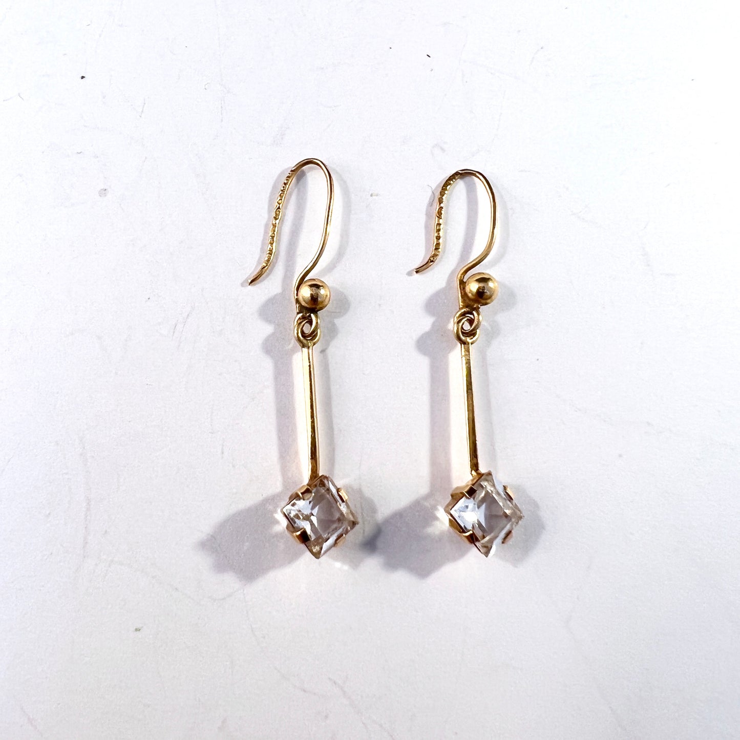 Hedberg, Stockholm 1951. Vintage Mid Century 18k Gold Rock Crystal Earrings.