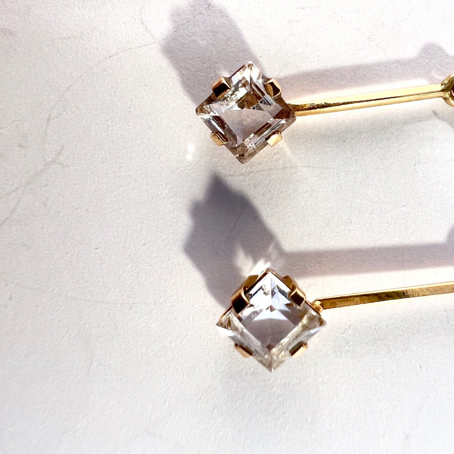 Hedberg, Stockholm 1951. Vintage Mid Century 18k Gold Rock Crystal Earrings.