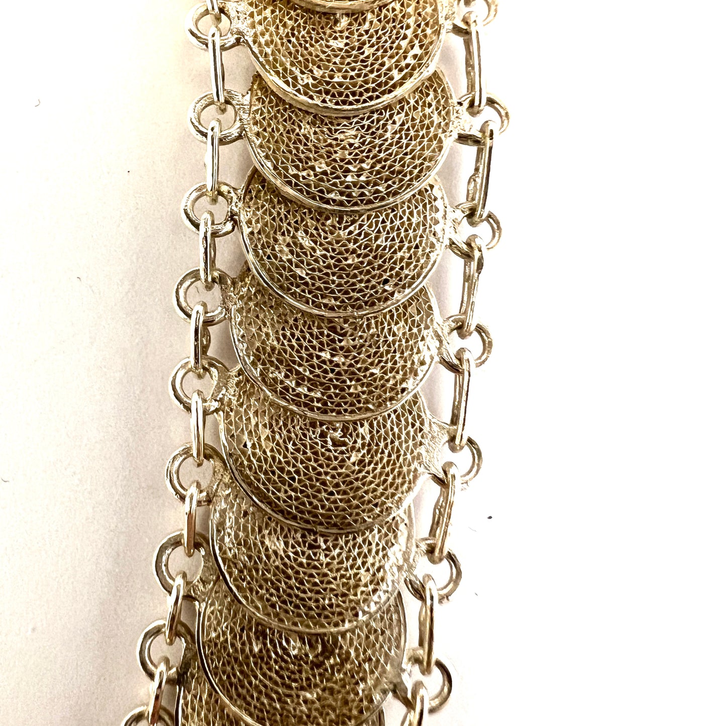 Vintage Sterling Silver Filigree Necklace.