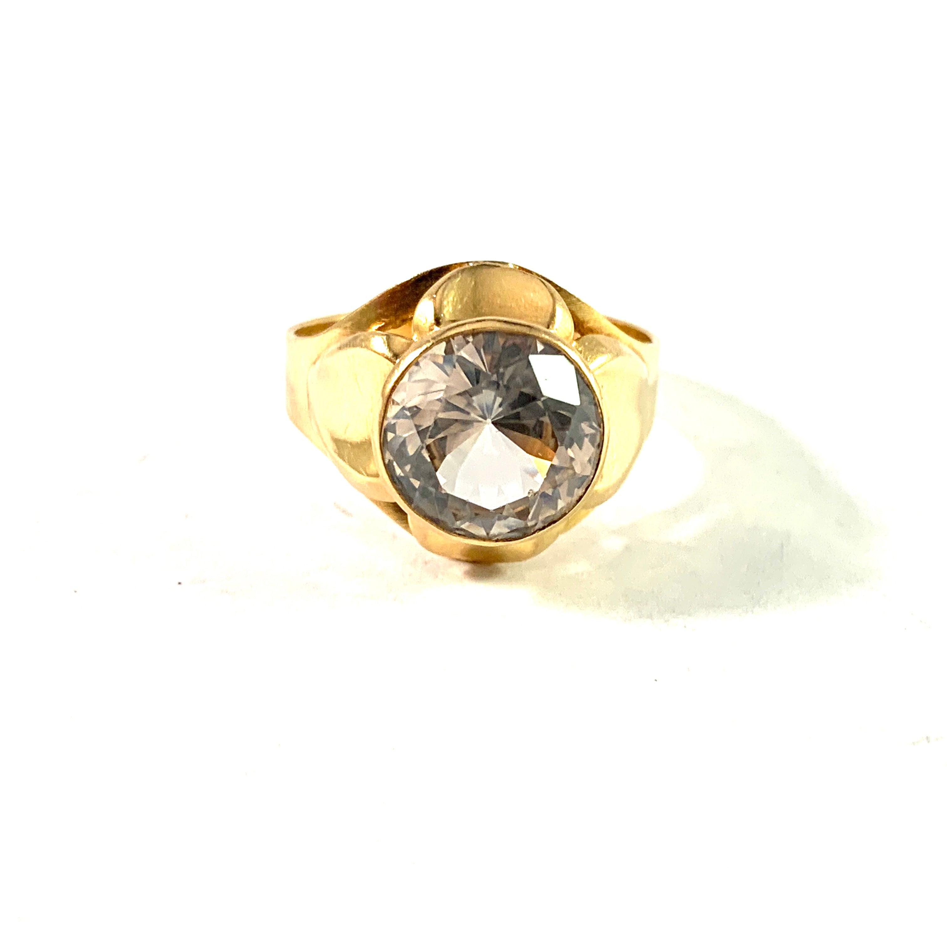 Sweden 1960. Vintage 18k Gold Rock Crystal Ring.