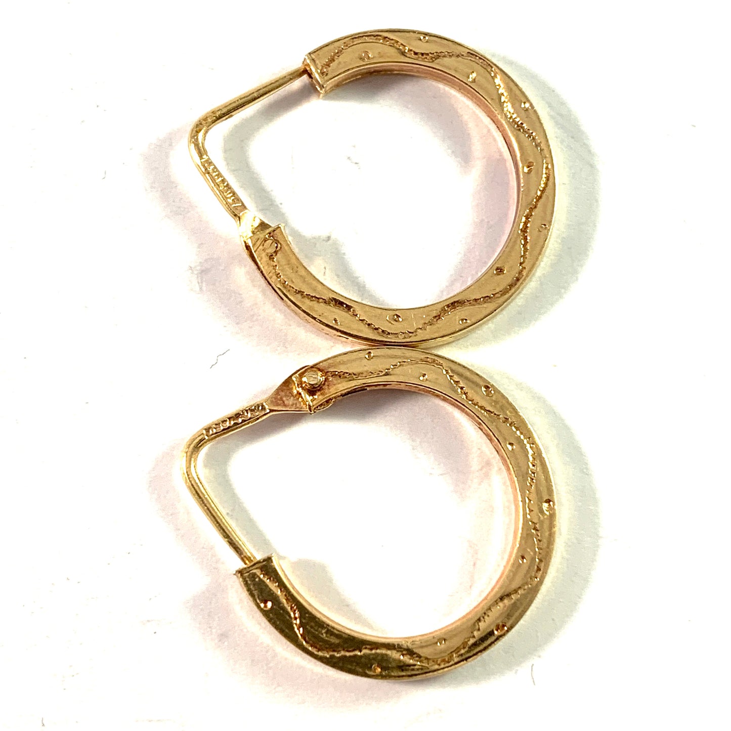 COSTA & ROZZANO, Italy 1970s. 18k Gold Earrings.