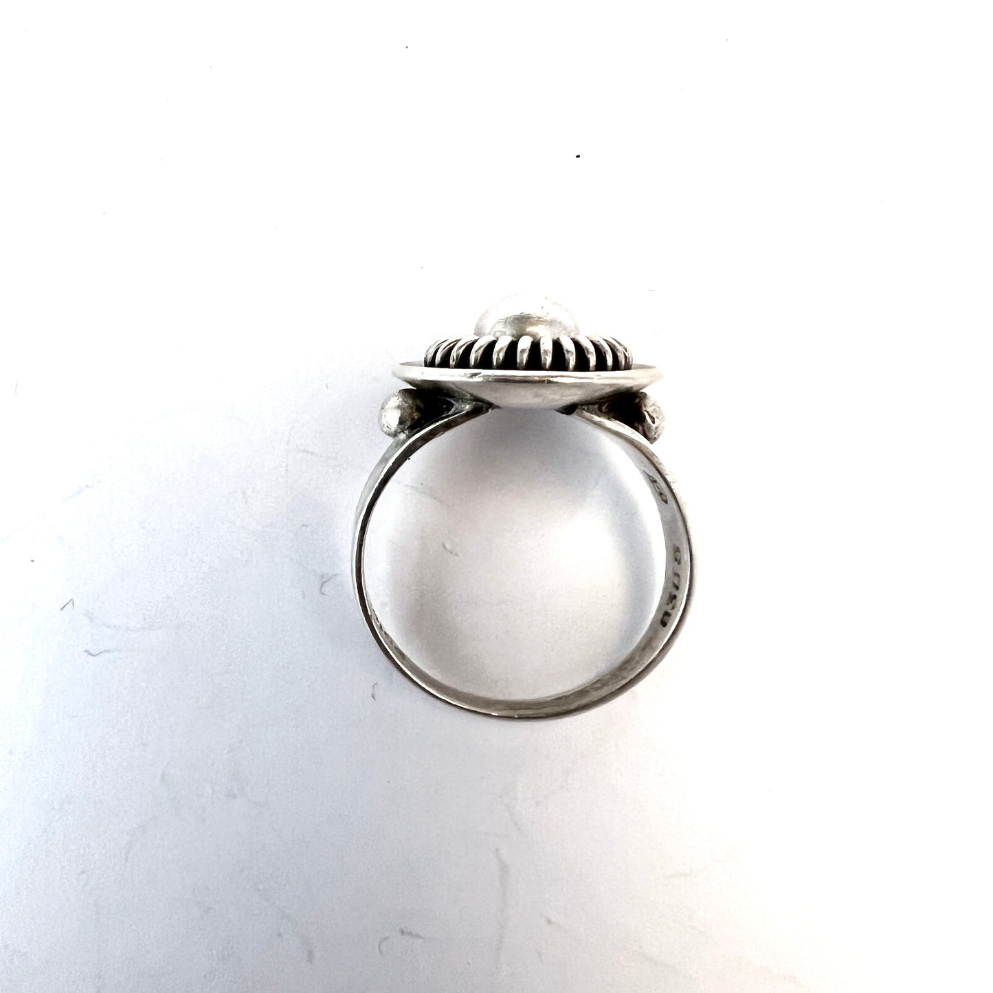 Christian Veilskov, Copenhagen 1960-70s Modernist Solid Silver Ring.