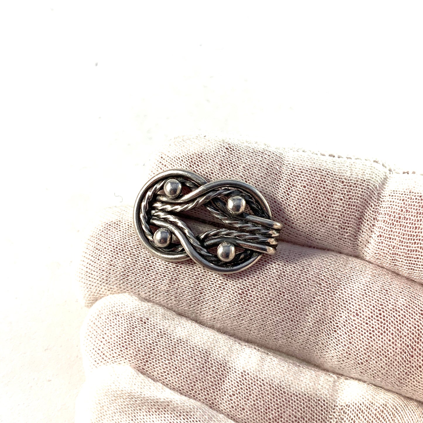 Kalevala Koru, Finland Vintage Sterling Silver Knot Brooch