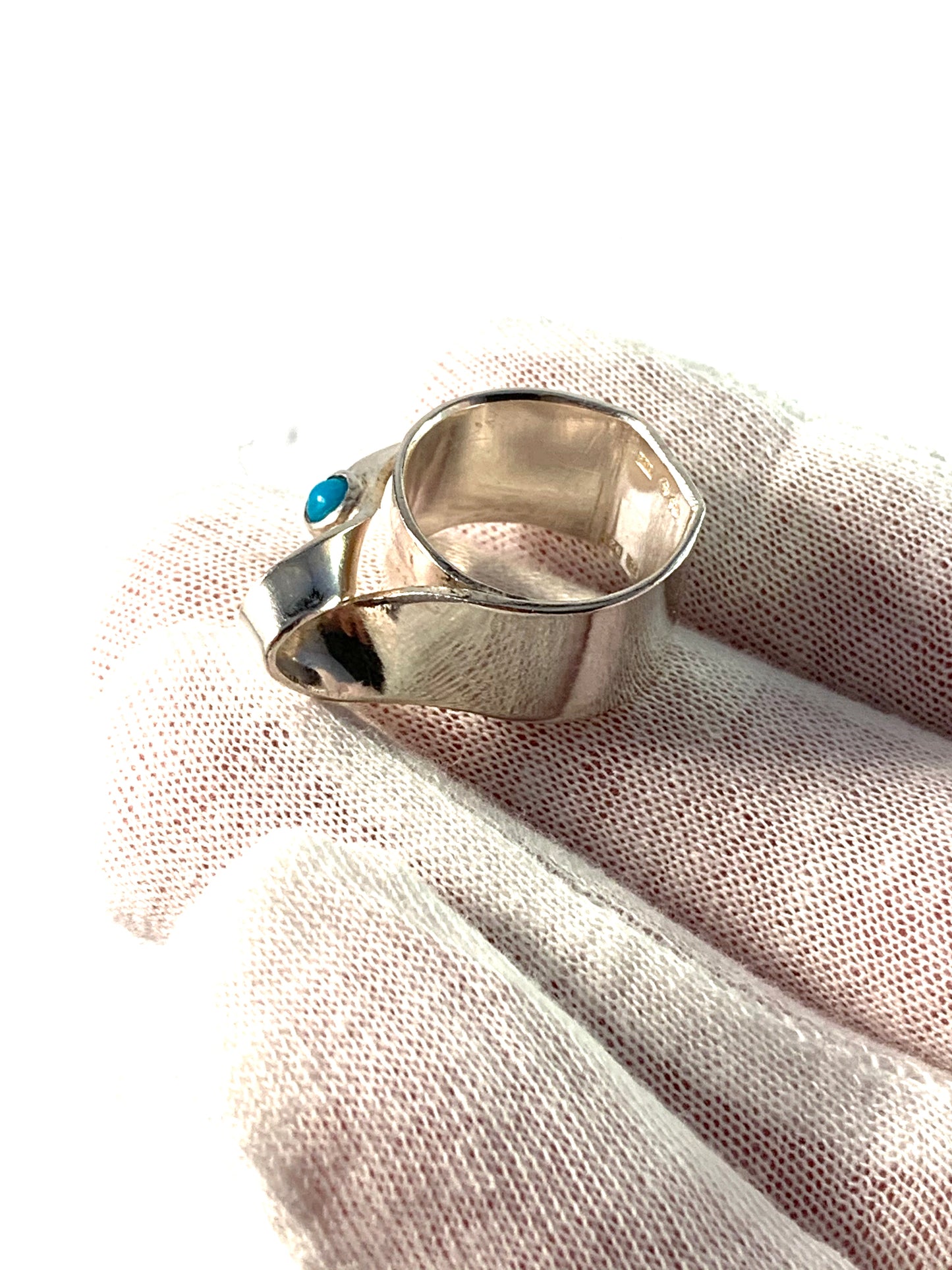 Stenberg, Sweden Vintage Sterling Silver Turquoise Bold Ring.