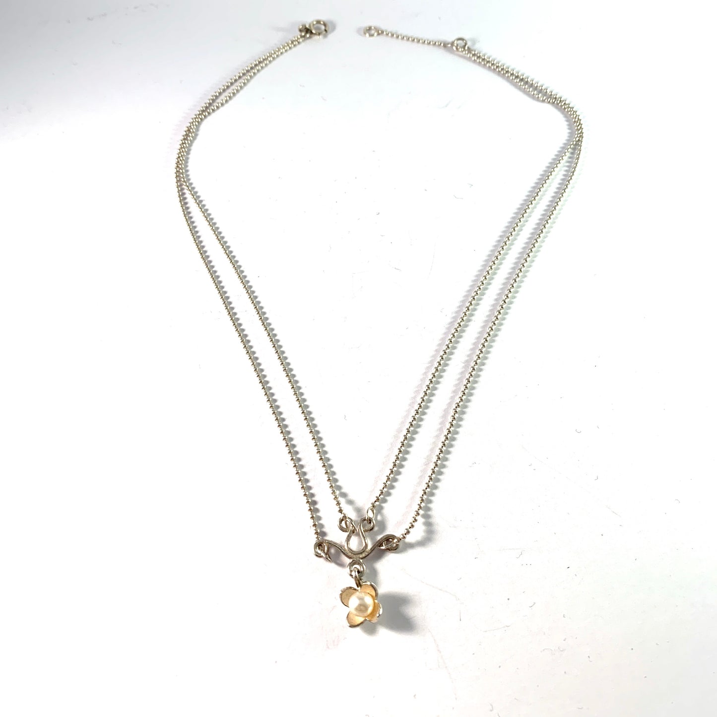 Kalevala Koru, Finland Vintage Sterling Silver Cultured Pearl Pendant Necklace.