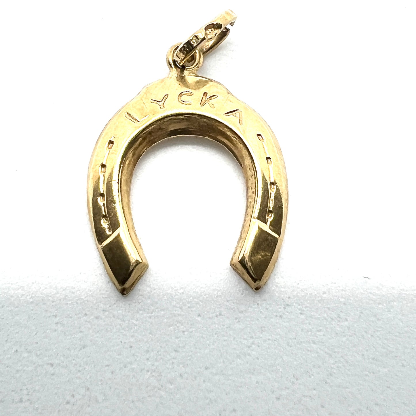 Sweden 1963. Vintage 18k Gold Lucky Horseshoe Charm Pendant.