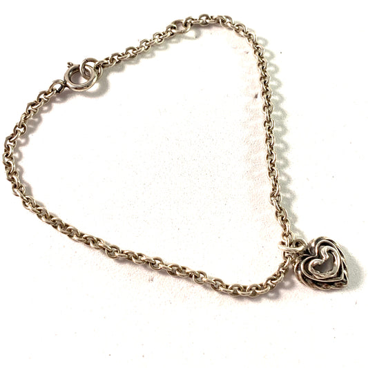 Kalevala Koru, Finland Vintage Sterling Heart Love Charm Bracelet.