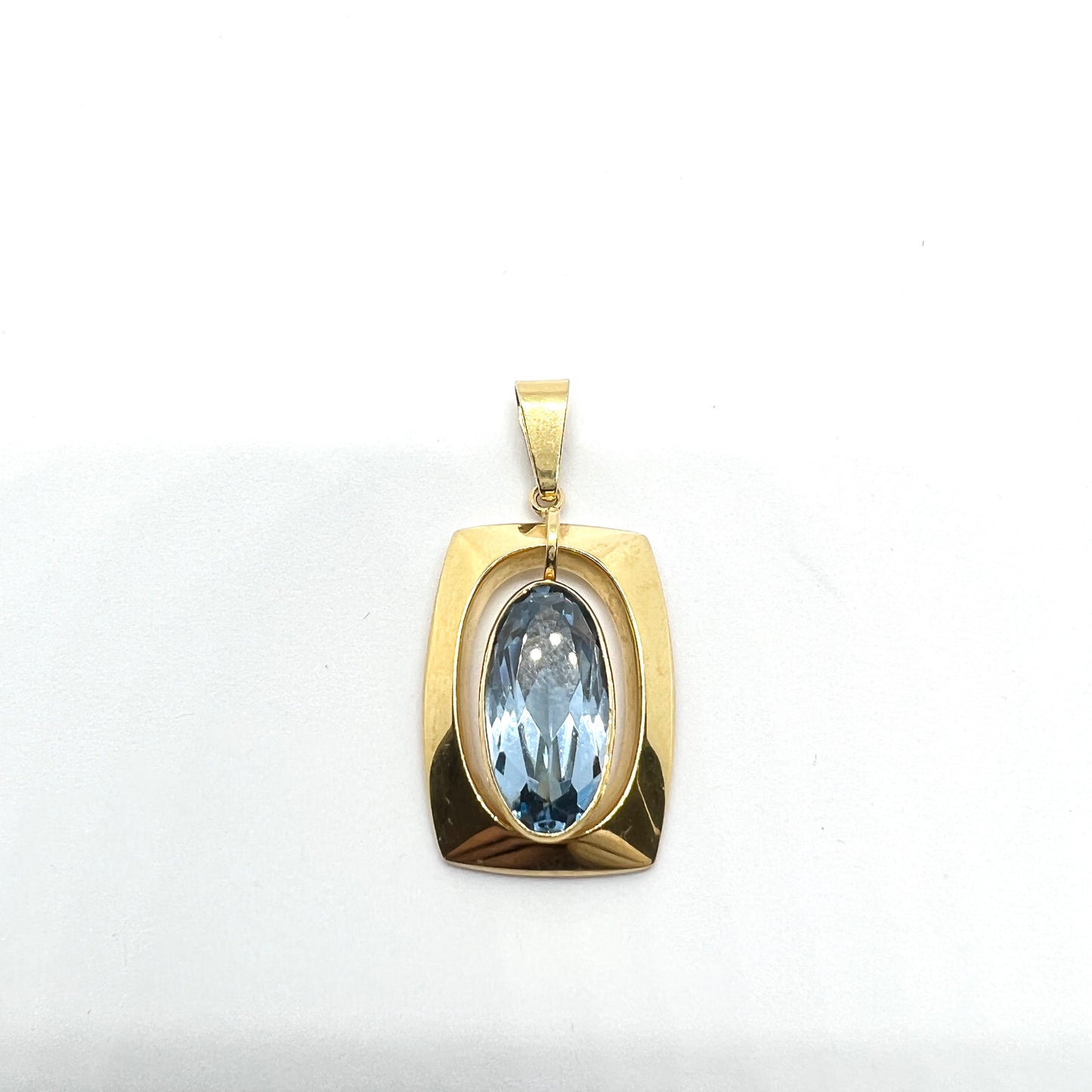 Sweden c 1950s. Vintage 18k Gold Blue Synthetic Spinel Pendant.