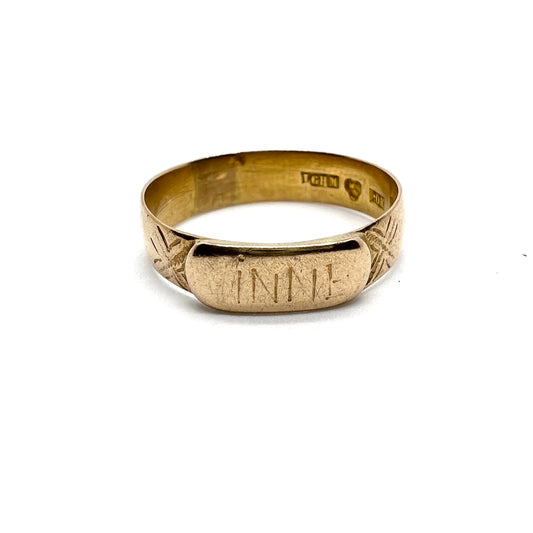 LGH Malmström, Sweden 1913. Antique 20k Gold Memory Ring.