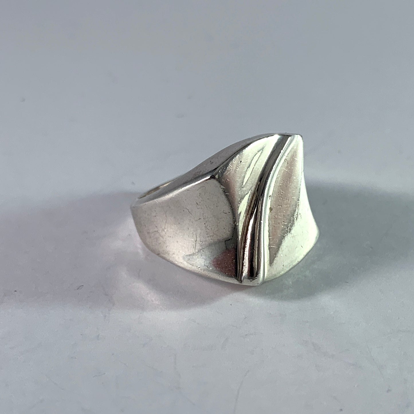 Tiffany & Co. Vintage Sterling Silver Unisex Ring.