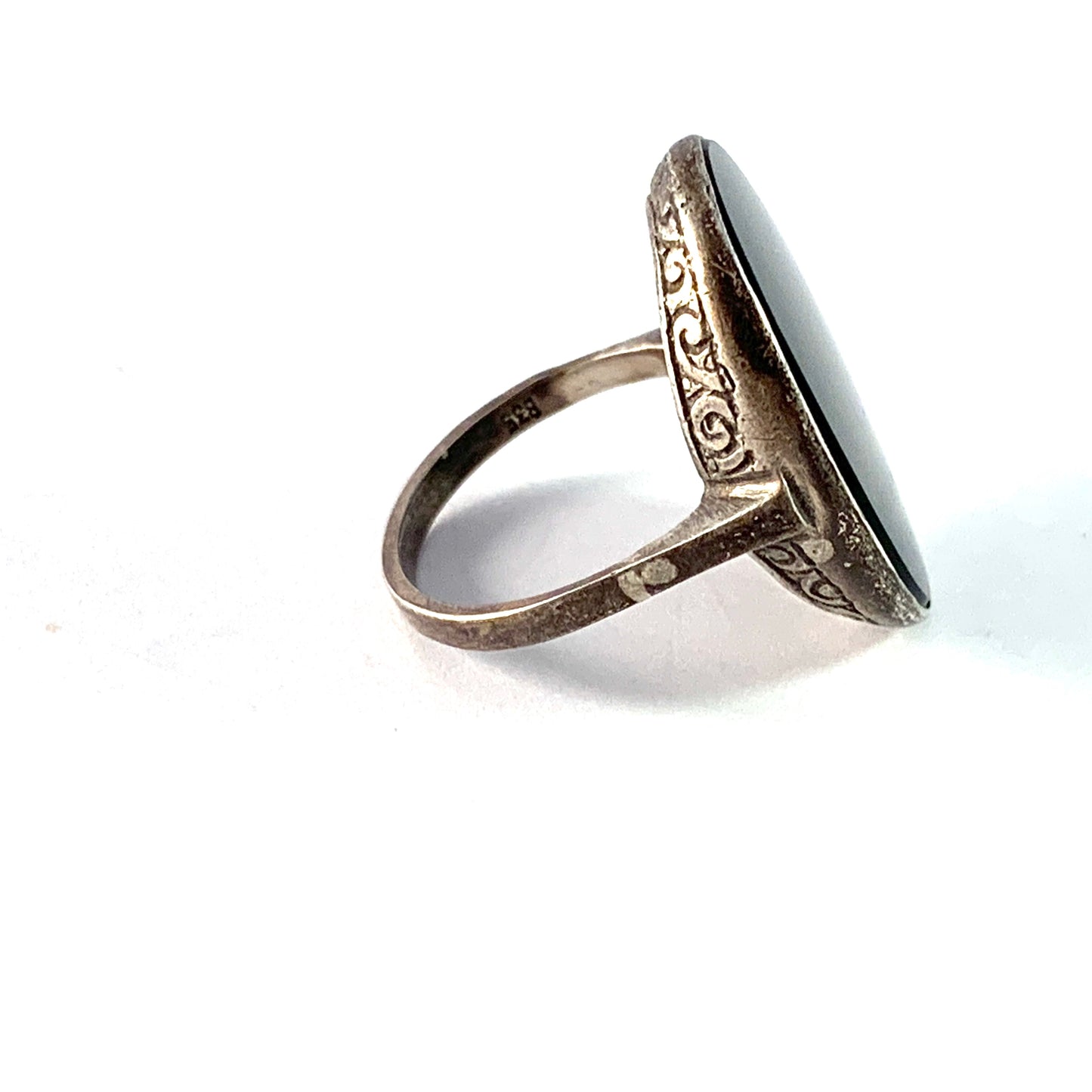 Antique early 1900s. Solid 835 Silver Hematite Ring.