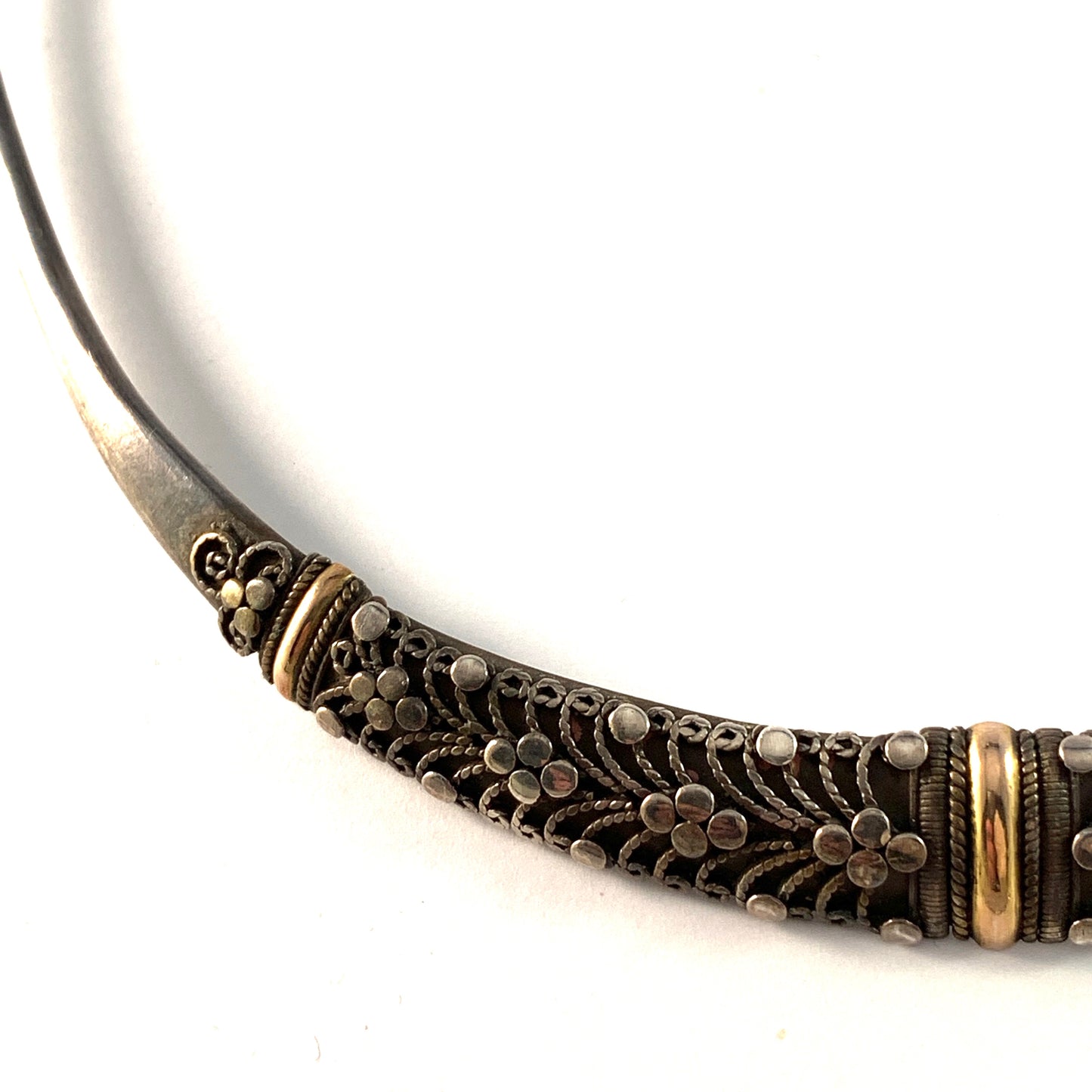 Spain, Vintage Solid 915 Silver Partly Gilded Filigree Torque Neck Ring Necklace.