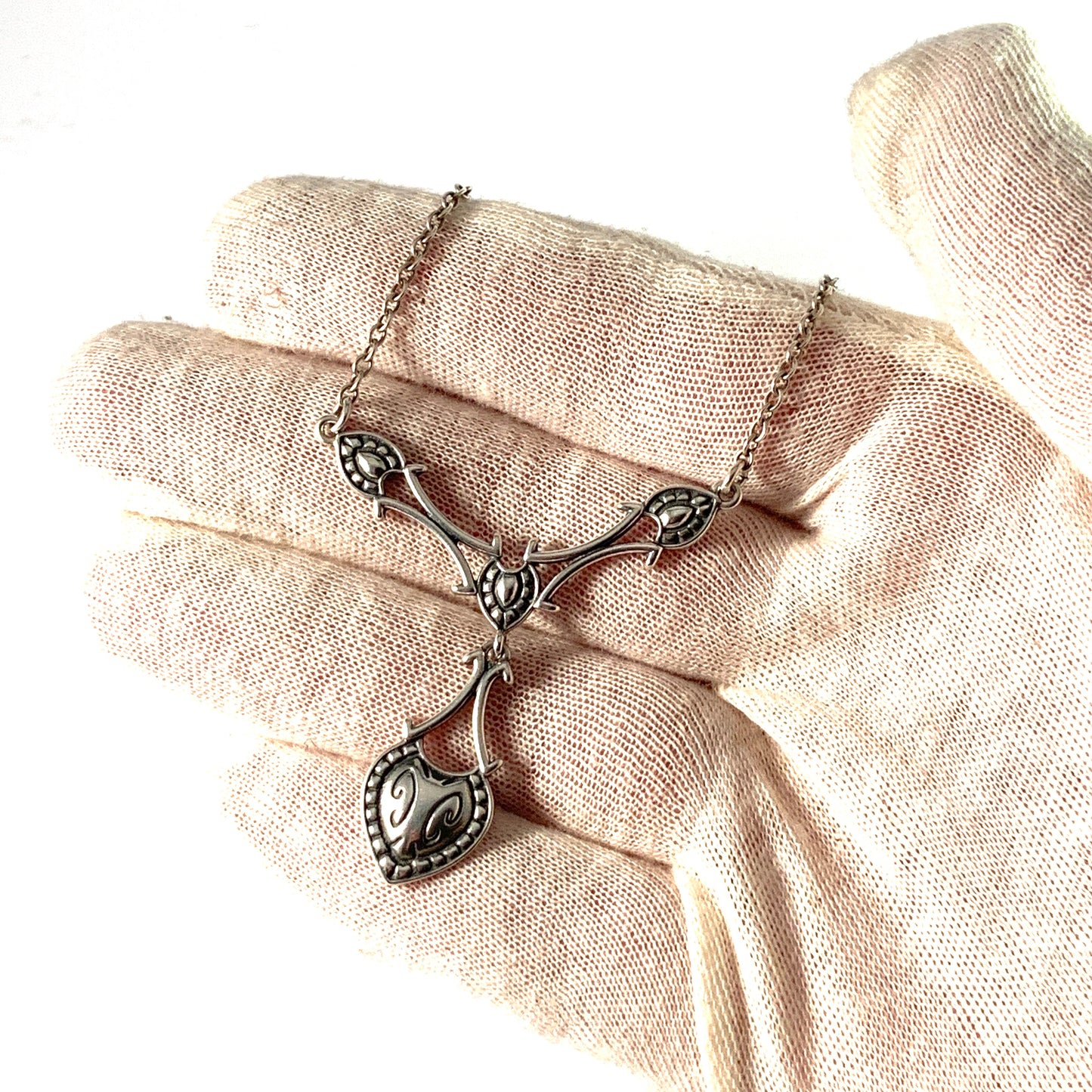 Kalevala Koru, Finland. Vintage Sterling Silver Necklace.