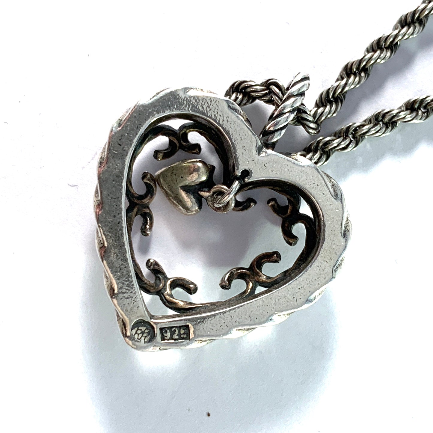 Kalevala Koru, Finland. Vintage Sterling Silver "Heart in Heart" Pendant Necklace.