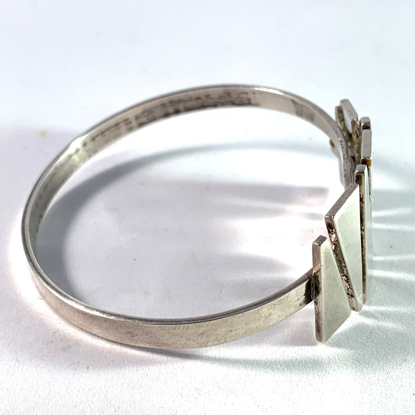 Victor Jansson, Sweden year 1968 Modernist Sterling Silver Open/Close Bangle Bracelet.