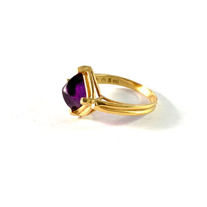Vintage 18k Gold Amethyst Designer Ring. Makers Mark.