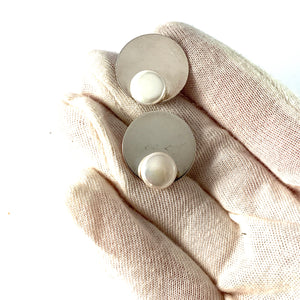 Betty Cooke, USA. Vintage Mid Century Sterling Silver Pearl Large Disc Stud Earrings.
