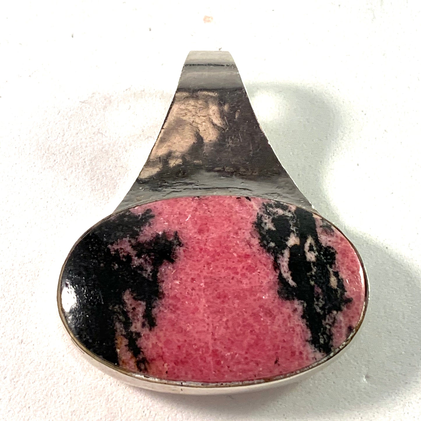 Omelius, Sweden 1977 Massive Sterling Silver Rhodolite Pendant. Signed.