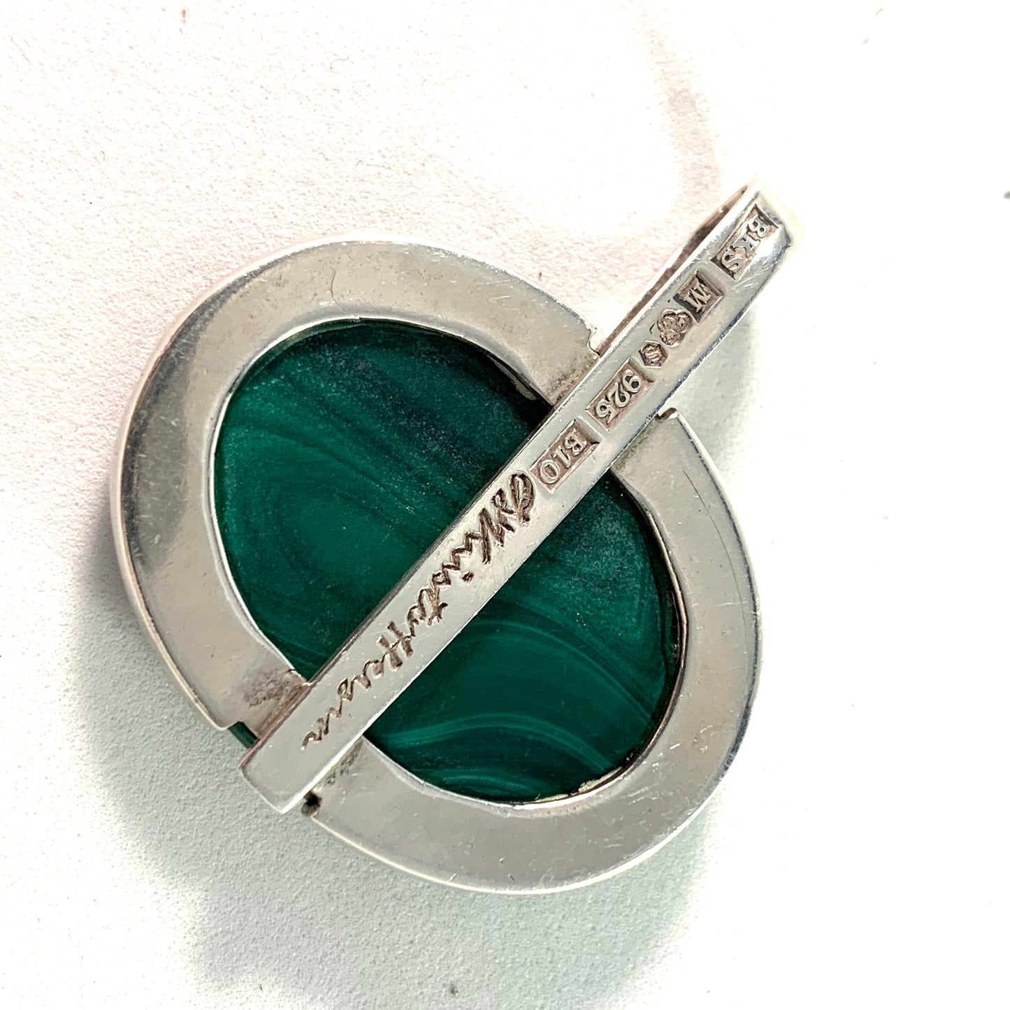 Bror Kristoffersson, Sweden 1976 (first year) Signed Sterling Malachite Pendant.