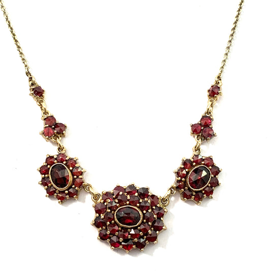 Vintage 1940-50s Bohemian Garnet Gilt Metal Necklace.