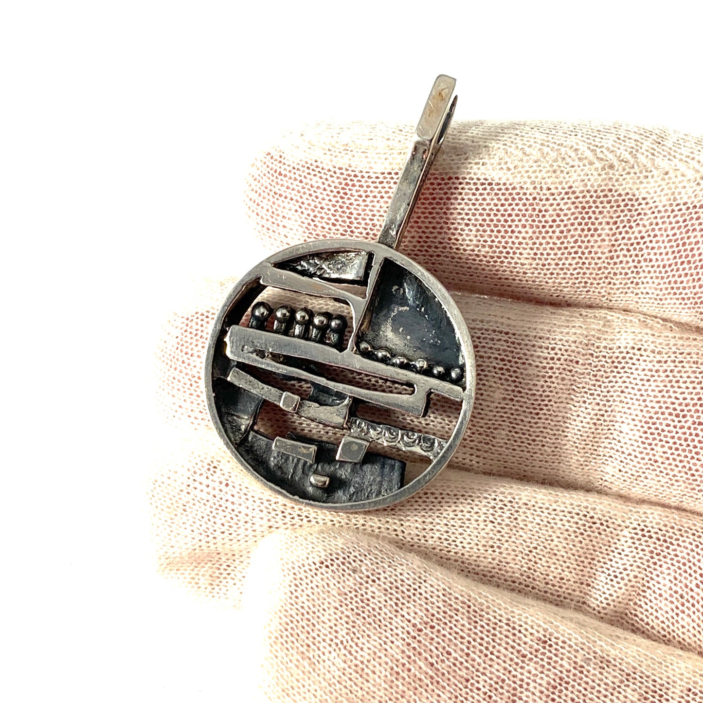 Jorma Laine for Turun Hopea Finland 1974 Modernist Signed Solid Silver Pendant.