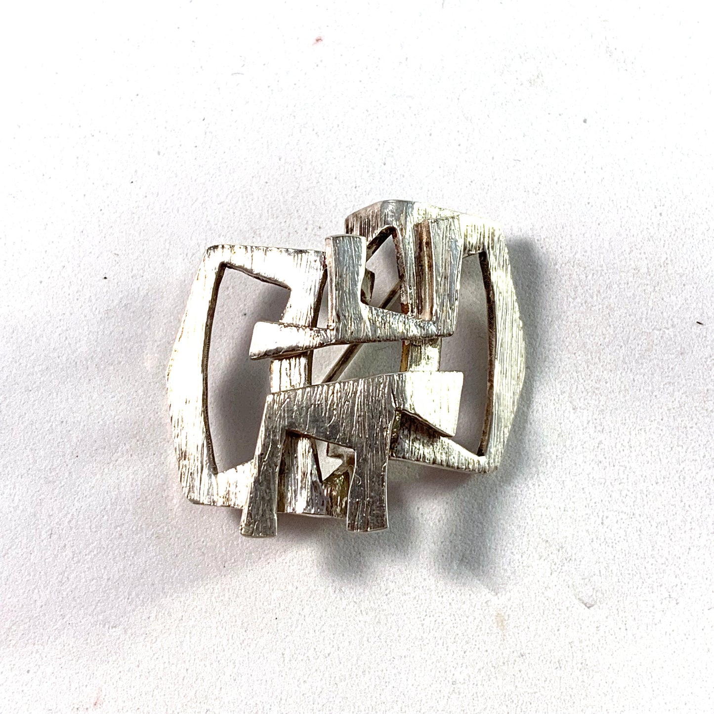 Rey Urban, Sweden year 1971 Modernist Sterling Silver Brooch. Signed.