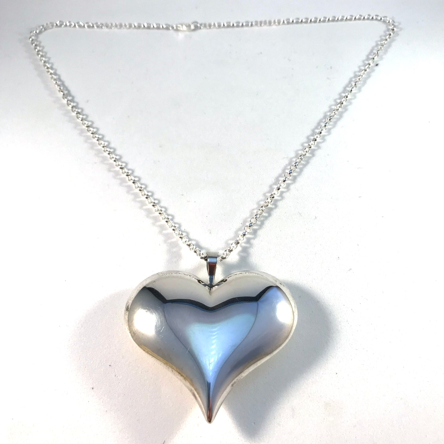 Kultasepat Salovaara, Finland 1973 Large Sterling Silver Heart Love Pendant Necklace