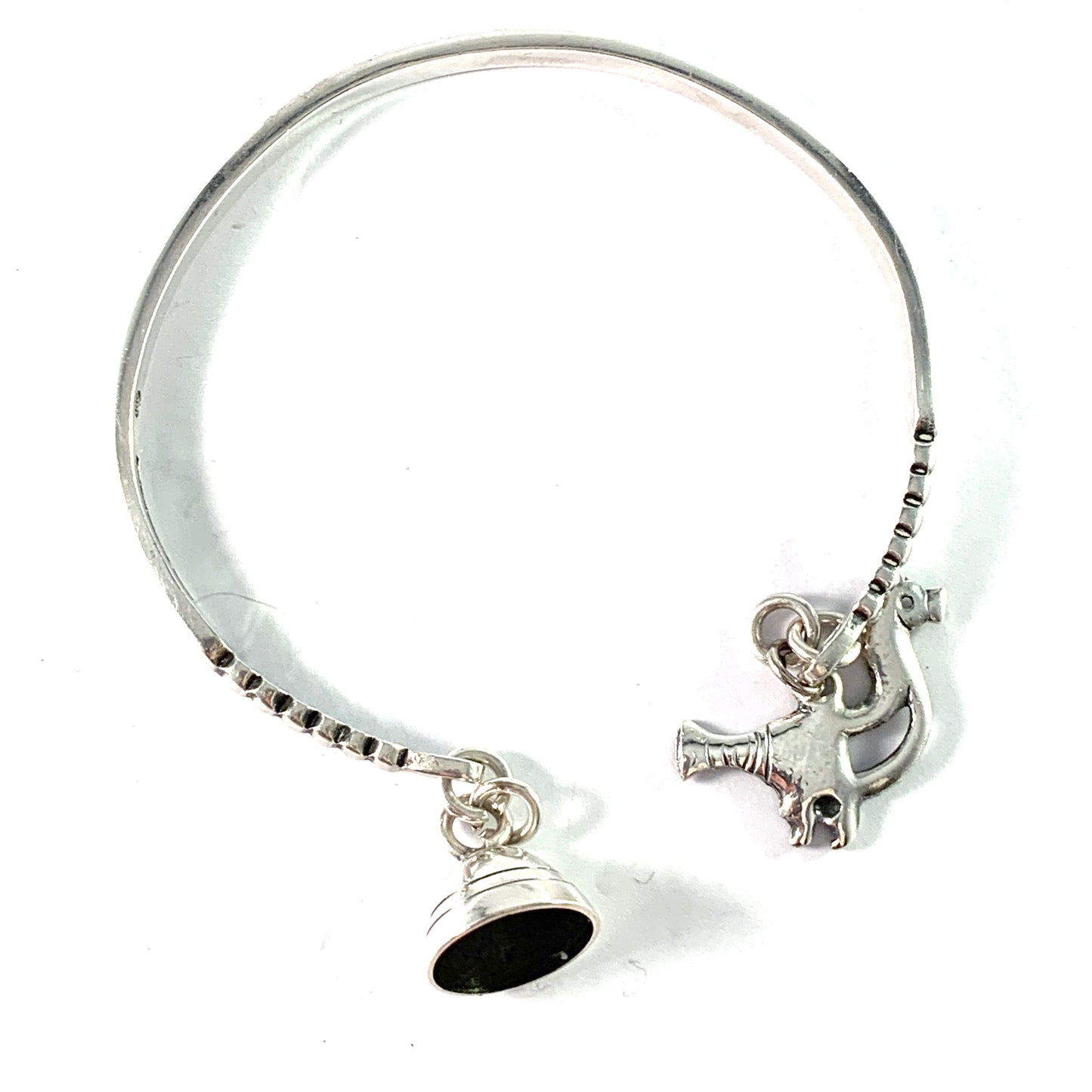 Holger Lindström for Kalevala Koru, Finland 1957. Early Solid Silver Open Charm Bangle.