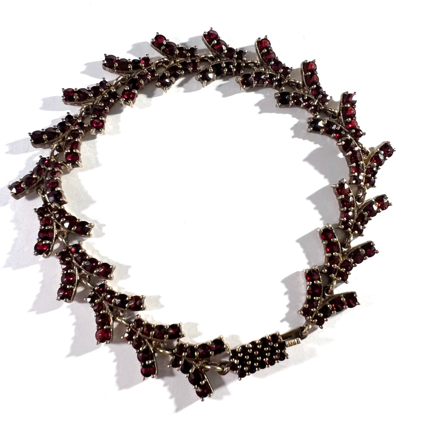 Vintage 1930s Art Deco Solid 830 Silver Bohemian Garnet Bracelet.