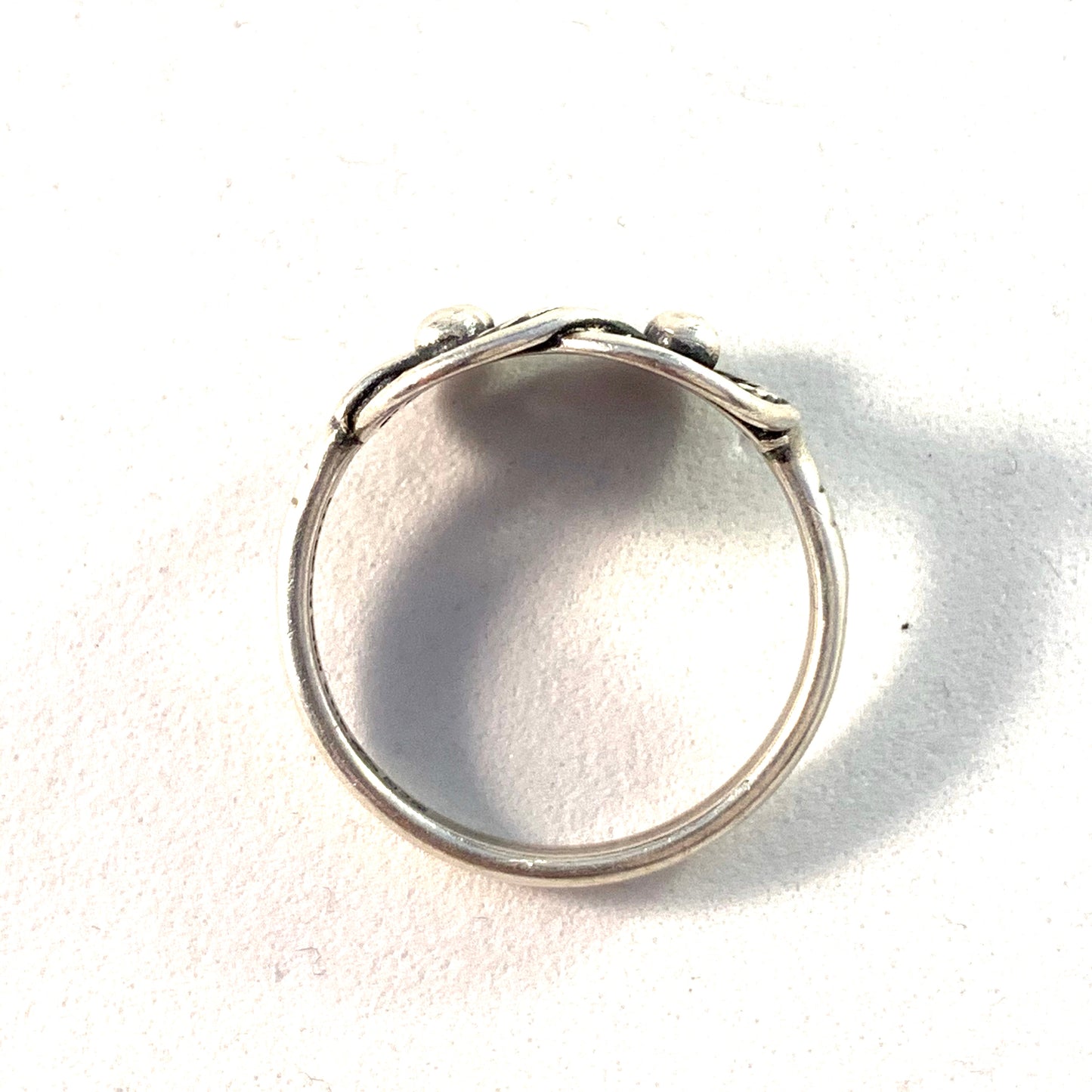 Kalevala Koru, Finland. Vintage Sterling Teljä Maiden Love Knot Ring.