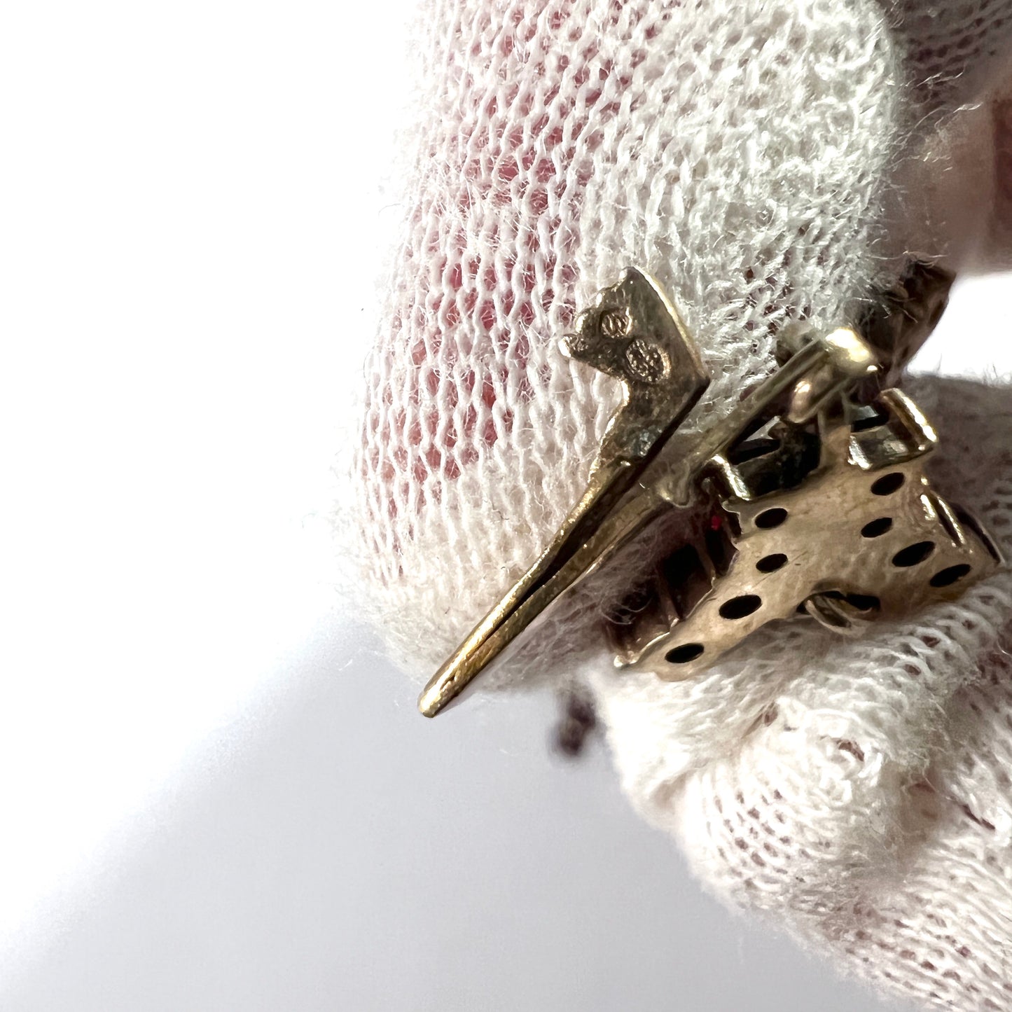 Vintage 1930s Art Deco Solid 830 Silver Bohemian Garnet Bracelet.