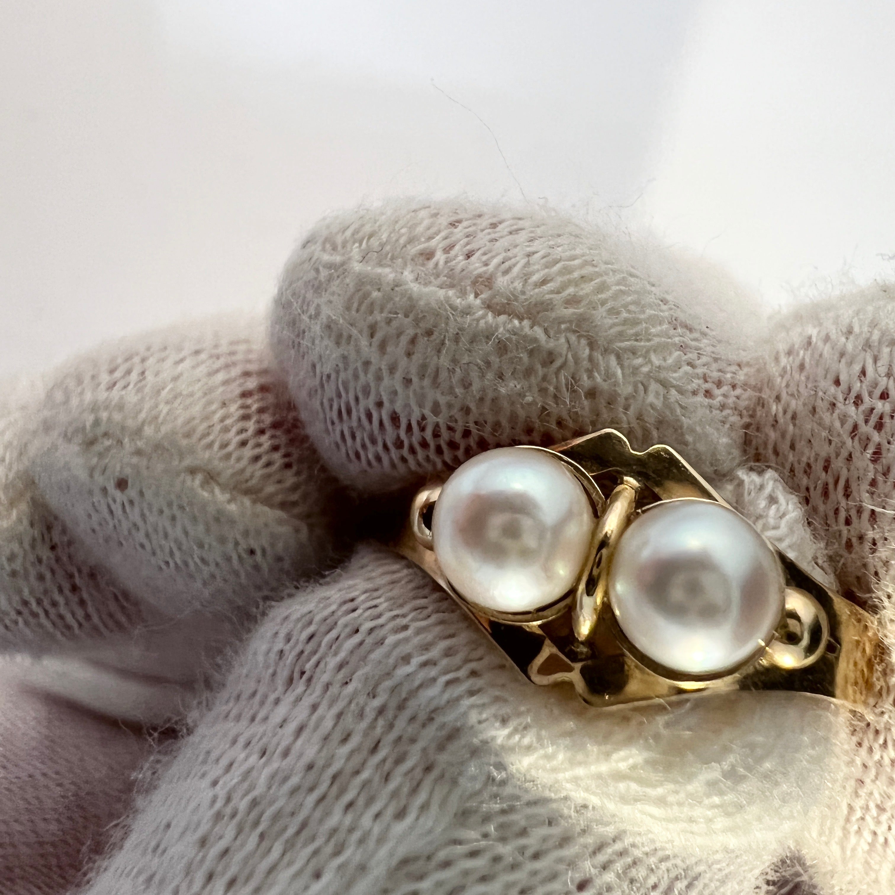 Warsaw Poland Vintage 14k Gold Pearl Ring.
