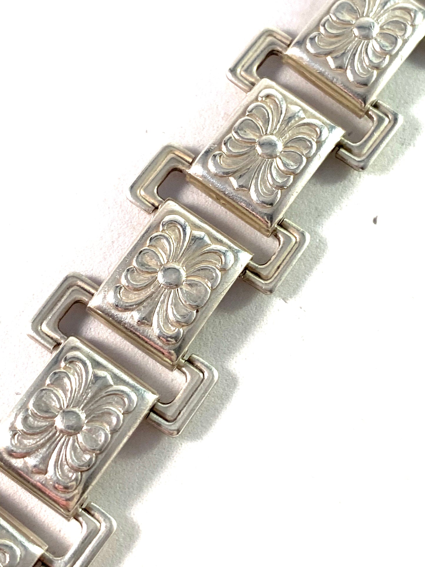 Hugo Grun, Stockholm 1946 Mid Century Vintage Sterling Bracelet. 50gram