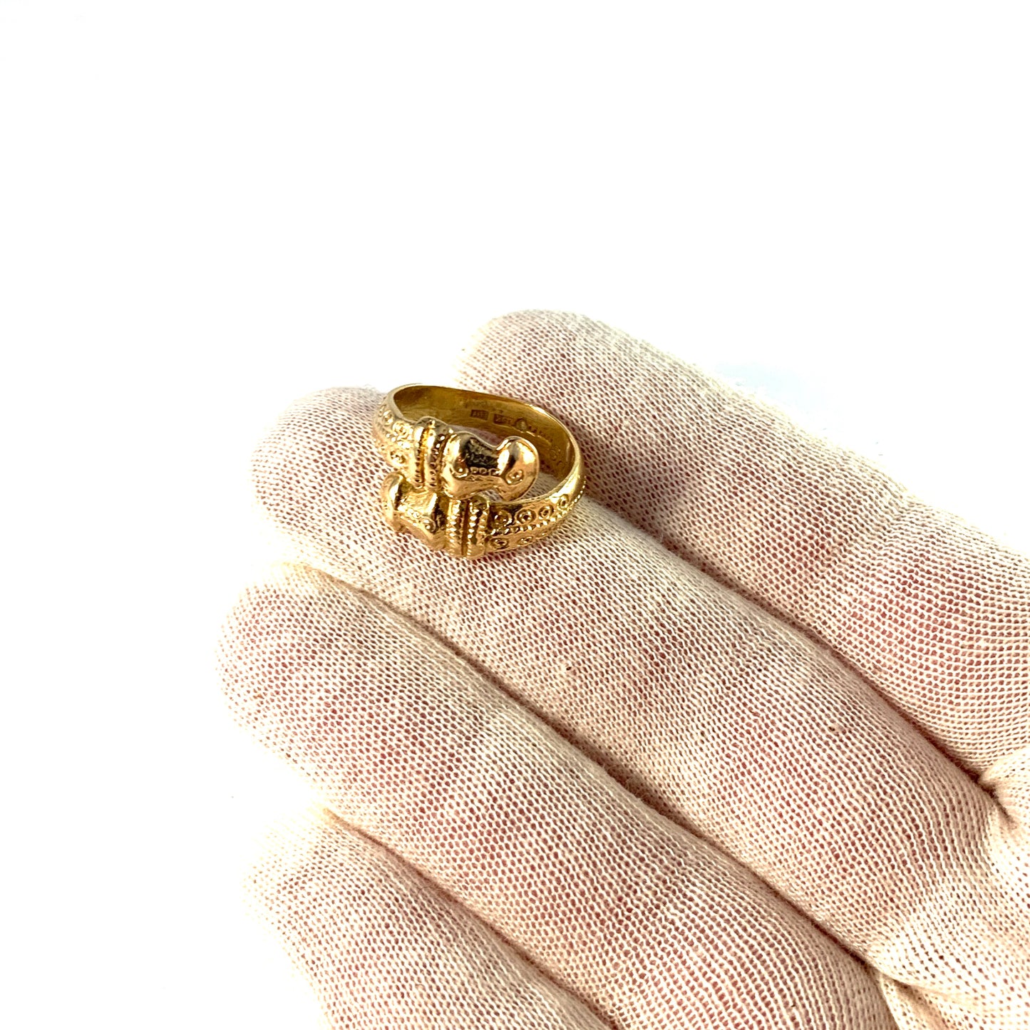 Bengt Hallberg, Sweden. Vintage Viking Copy 18k Gold Ring.