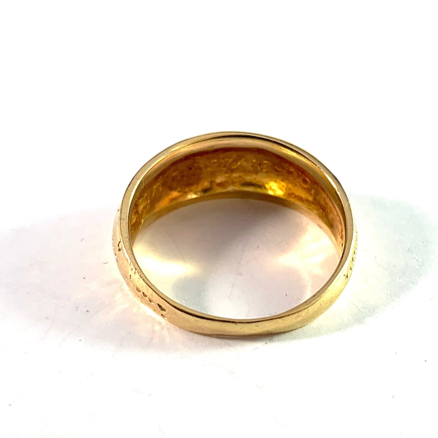 Bengt Hallberg, Sweden. Vintage 18k Gold Viking Copy Men's Ring.