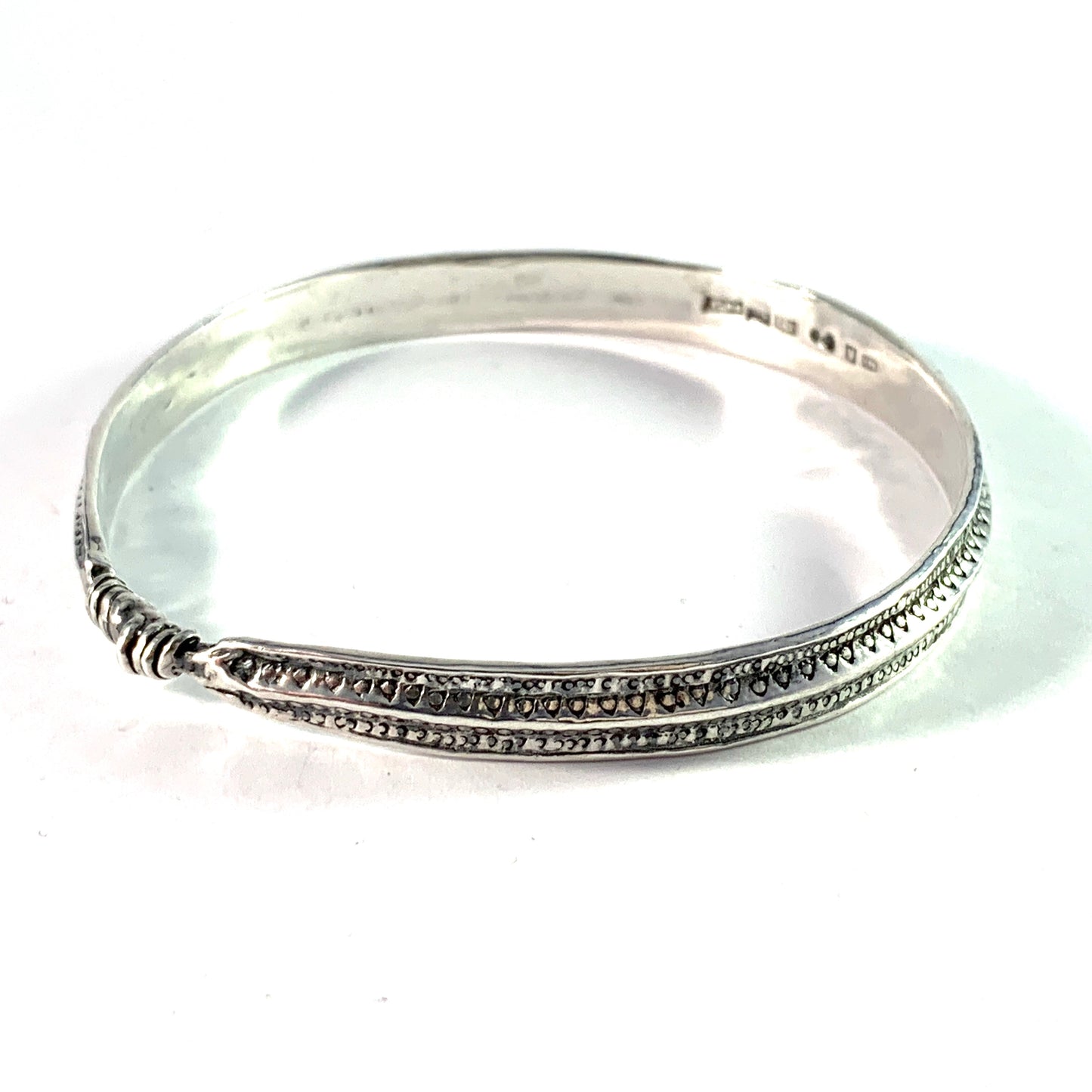 Bengt Hallberg, Sweden. Vintage Sterling Silver Viking Copy Bangle Bracelet.