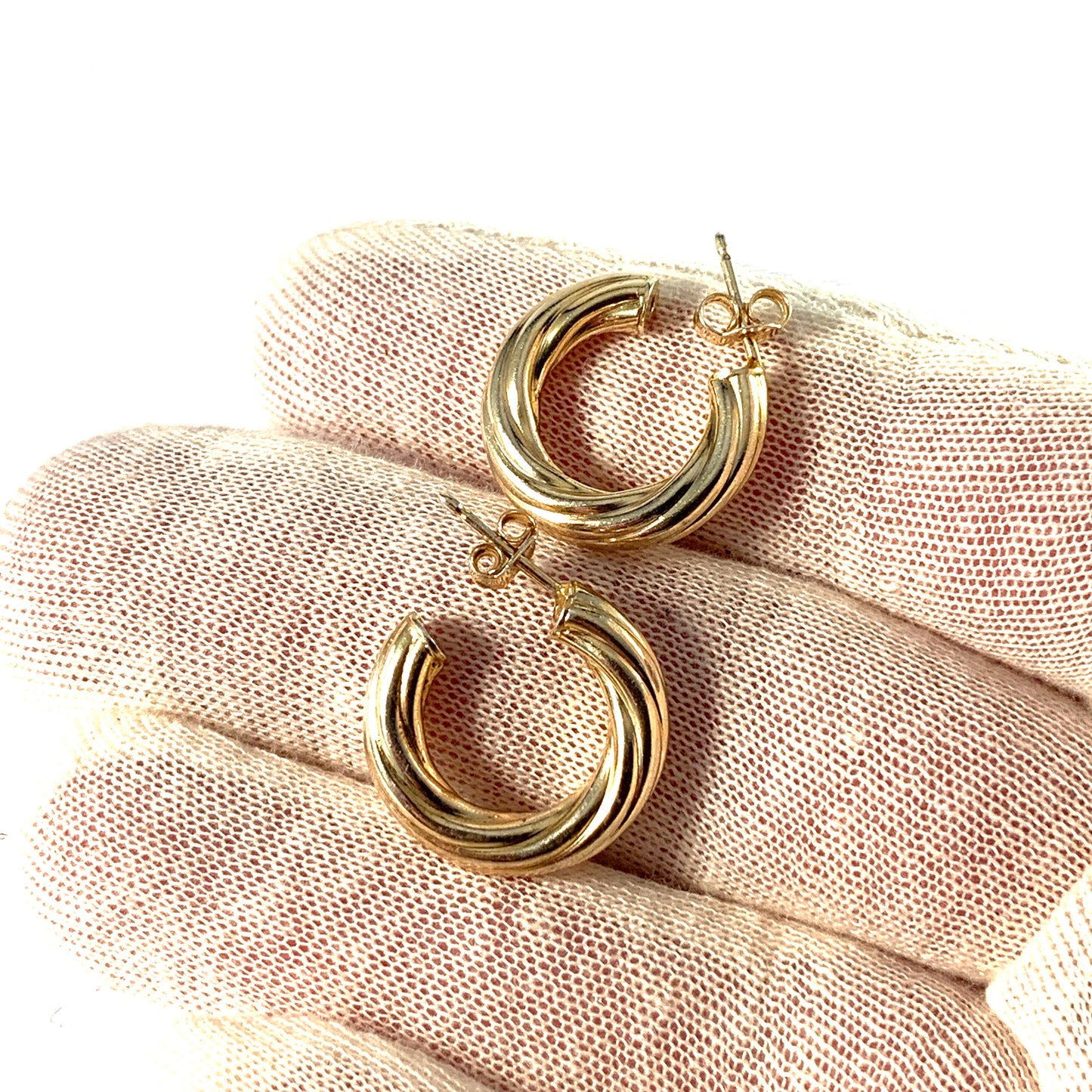 Italy. Vintage Gilt Sterling Silver Earrings.