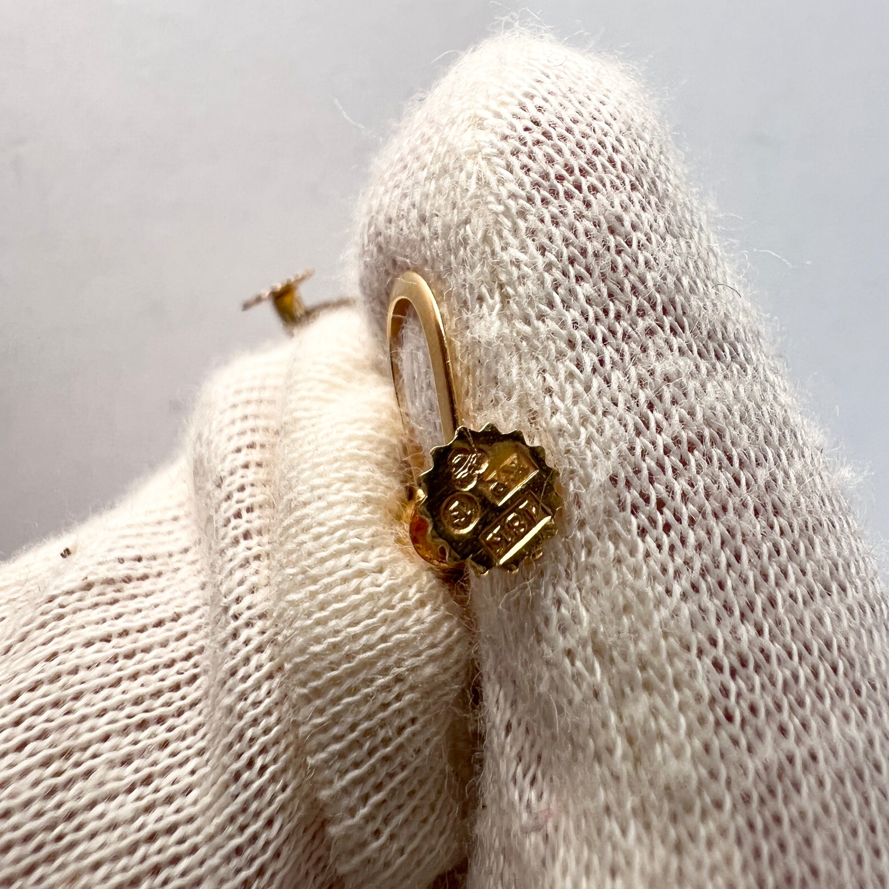 Alton, Sweden 1950s. Vintage 18k Gold Moonstone Earrings.