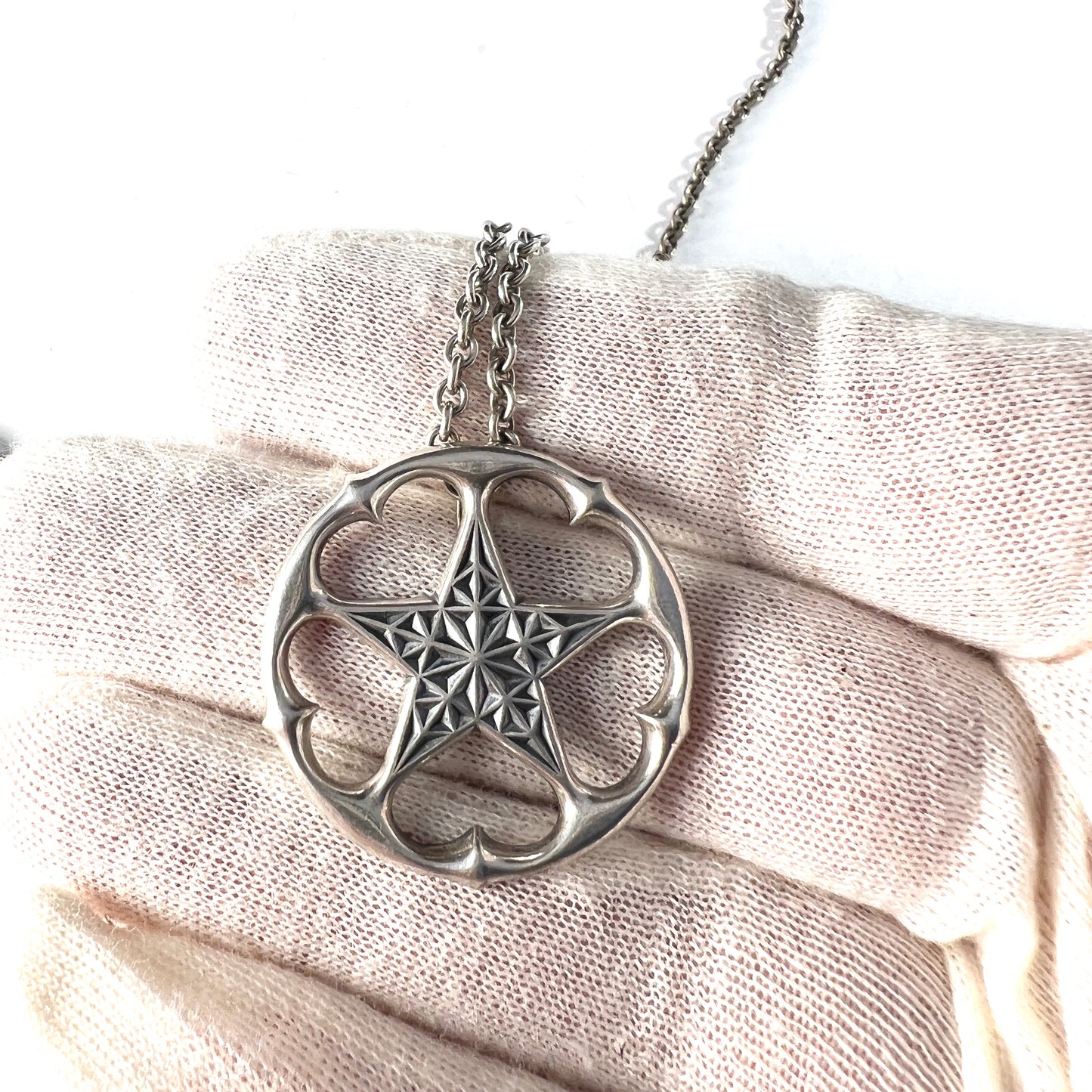 Kalevala Koru, Finland. Vintage Sterling Silver Northern Star Pendant Necklace.